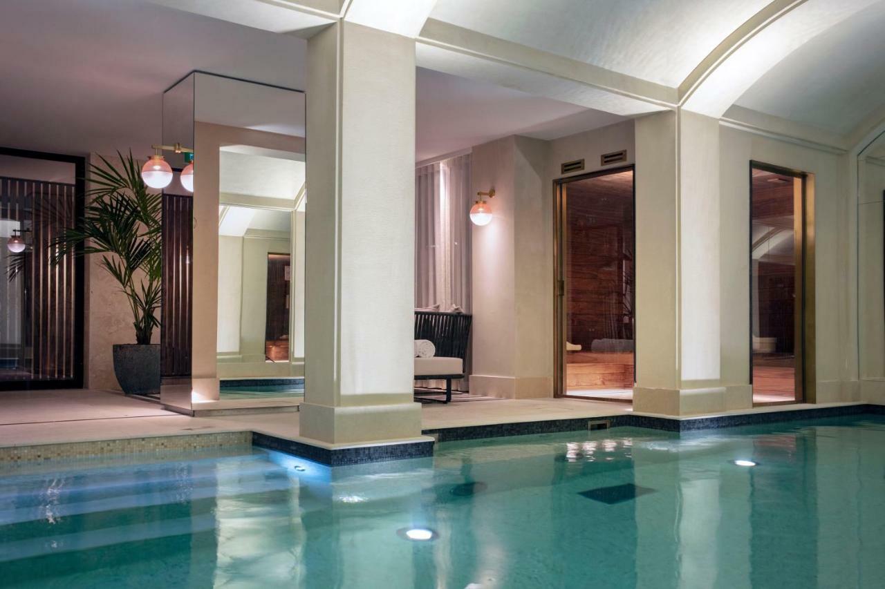 Hotel Les Jardins Du Faubourg & By Shiseido Parijs